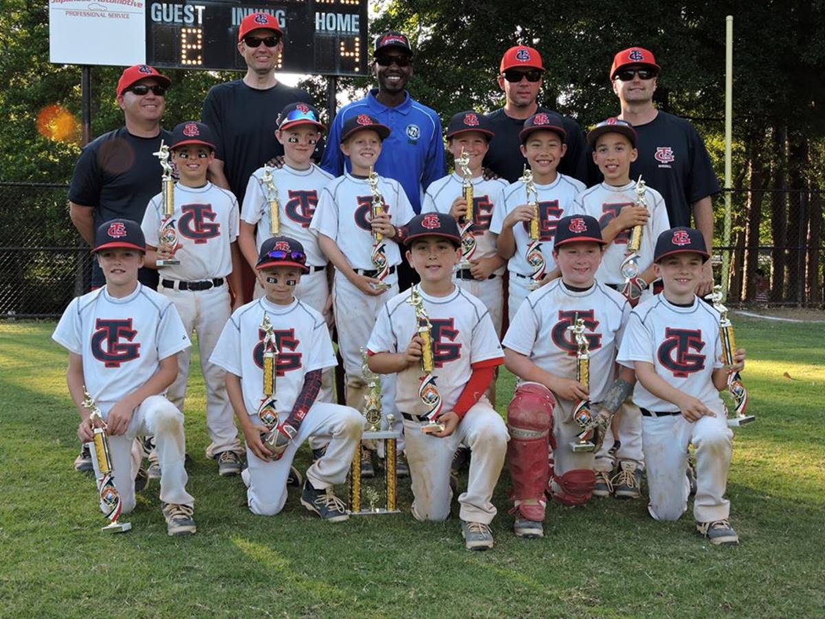 Astros Youth Academy visits Tuffley Park